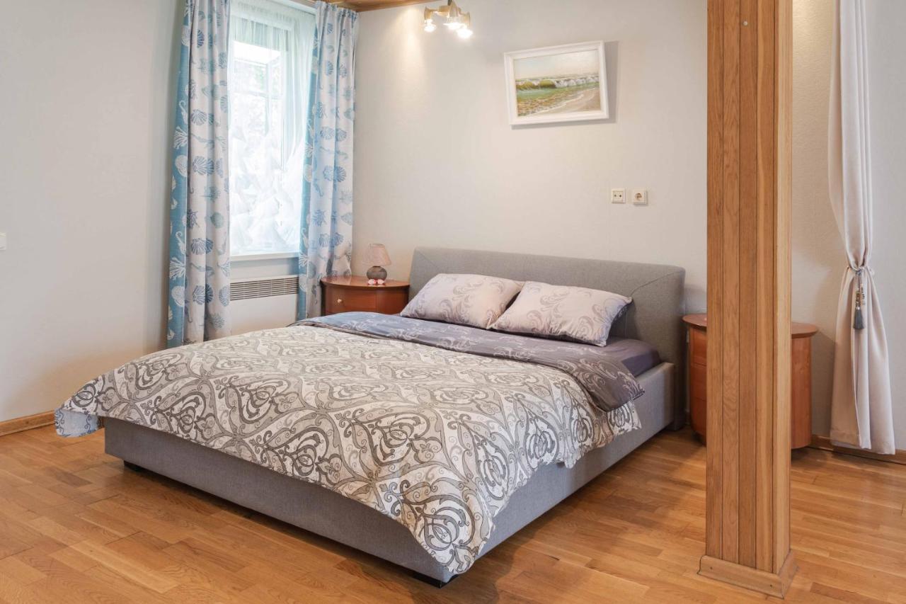 Cozy One Room Apartment With Yard Juodkrante Bagian luar foto