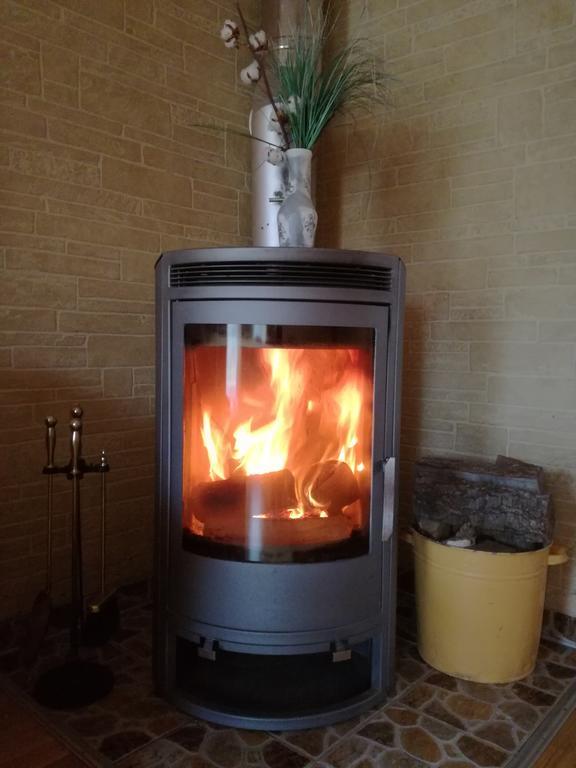 Cozy One Room Apartment With Yard Juodkrante Bagian luar foto